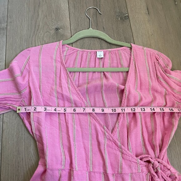 Old Navy pink striped wrap blouse top - Picture 4 of 5
